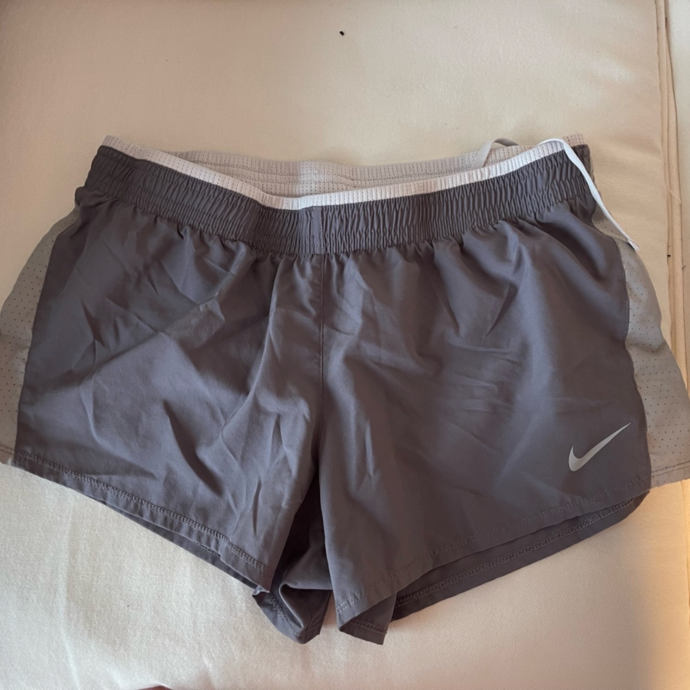Women’s Grey Nike shorts, L